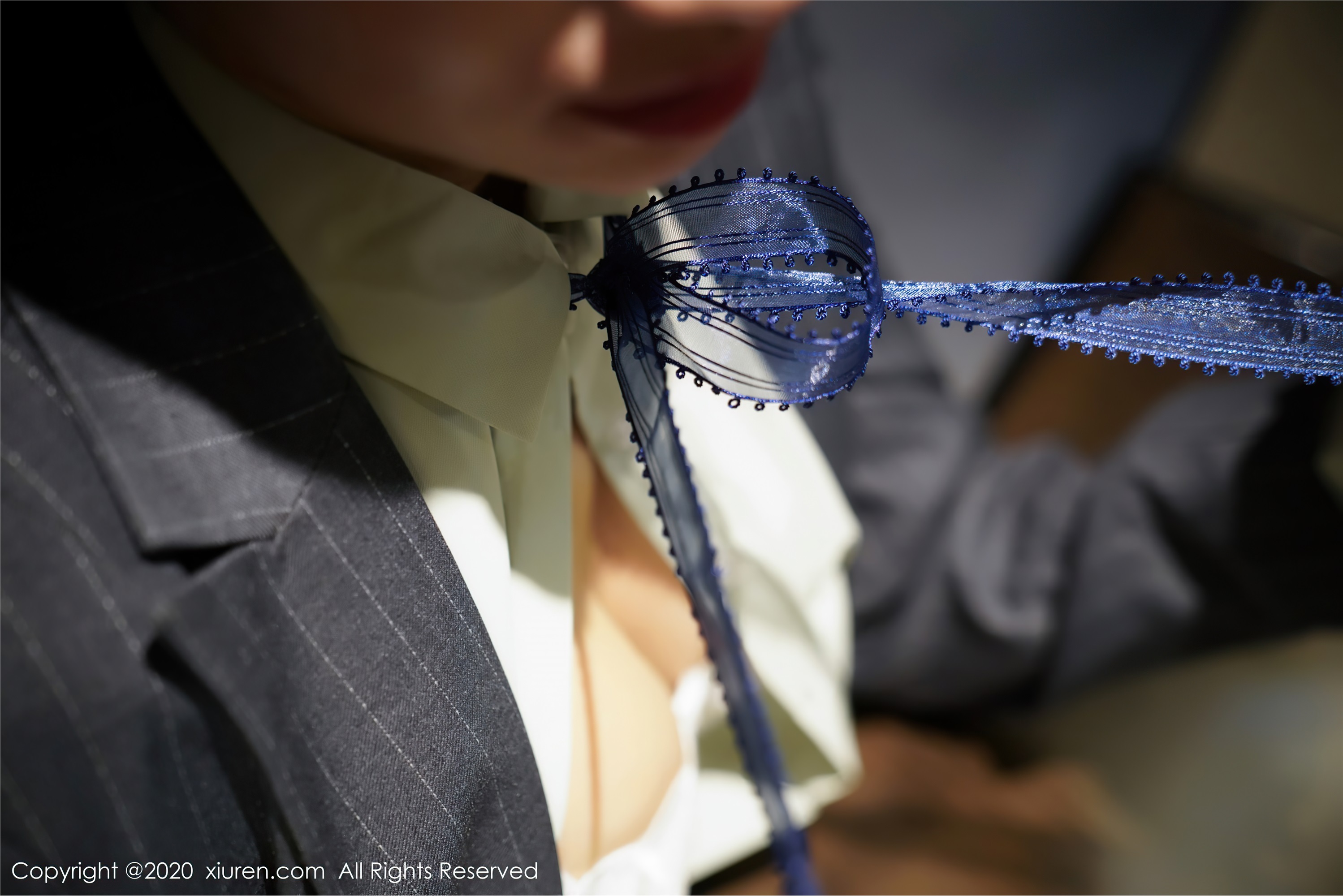 秀人网美媛馆 2020-09-21 Vol.2579 方子萱